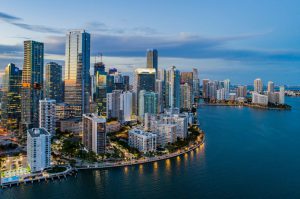 Long Distance Movers in Miami - Out of State Moving Companies